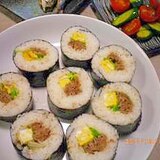肉食男子もｶﾞｯﾂｸ巻き寿司～！！！